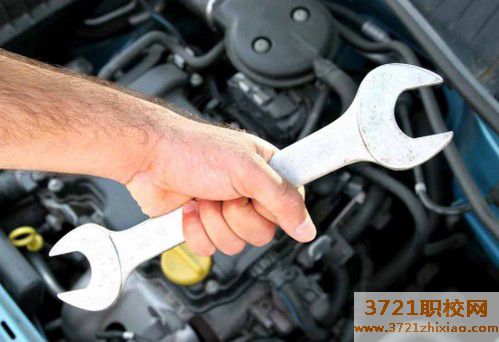 【沈阳汽修学校】沈阳哪里有可以学汽修的地方