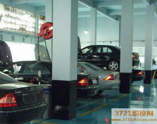 沈阳汽修技师培训学校   