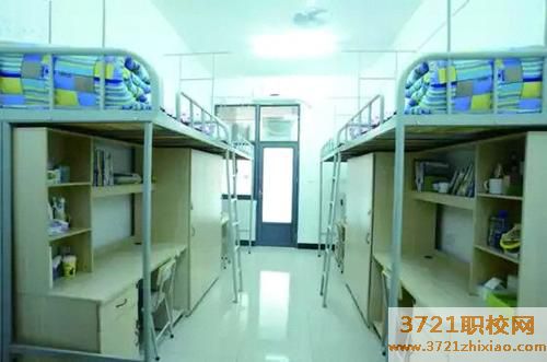 沈阳市中专化工学校宿舍食堂