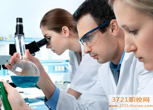 沈阳男生读医学检验专业好吗?好就业吗