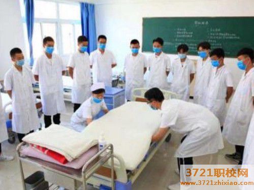 沈阳护理学校哪个好  