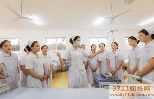 沈阳哪个学校学护理好