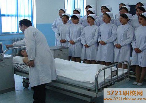 沈阳学护理哪个学校好