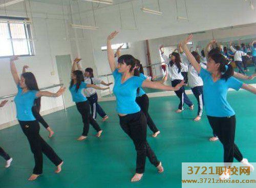 沈阳3+2学校里有幼师这个专业吗