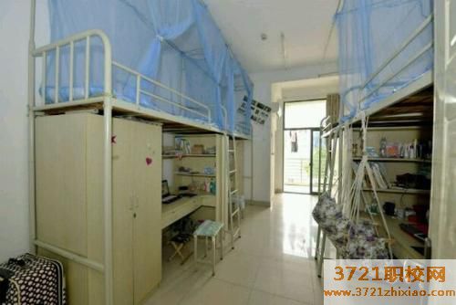 【苏州技术学校】苏州工业园区工业技术学校宿舍条件和食堂情况