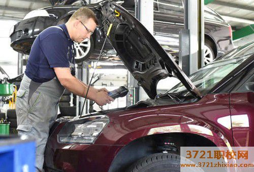 武汉汽车检测与维修专业哪个学校好