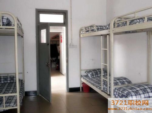 武汉市中专建设学校宿舍食堂