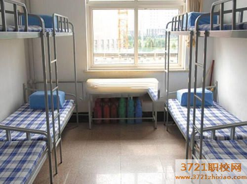 武汉市第二中专卫生学校宿舍食堂