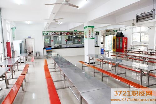 武汉市文昌高级职业学校食堂情况