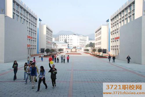 湖北汽车工业实验技工学校网站网址是多少