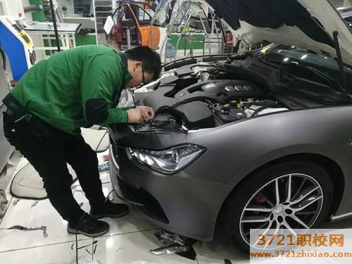 【合肥汽车美容学校】合肥哪里学汽车美容装潢好