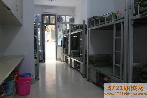 湖北省广播中专电视学校宿舍食堂