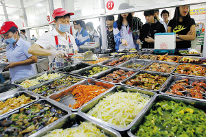 武汉市新洲高级职业中学食堂情况