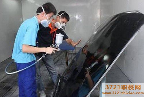 【武汉汽车美容学校】武汉汽车美容专业就业前景/形势怎么样