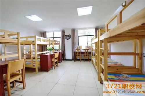 武汉市中专艺术学校宿舍食堂