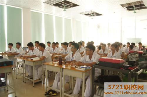 【合肥汽修学校】合肥去哪里学汽修好