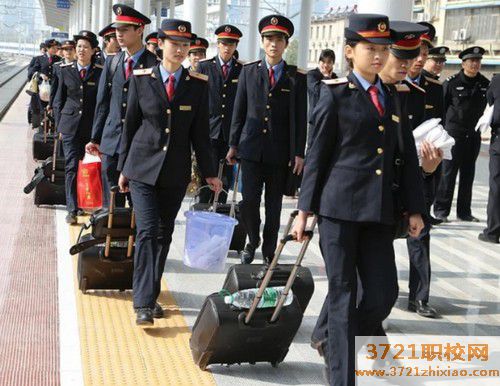 武汉什么学校有轨道交通这个专业