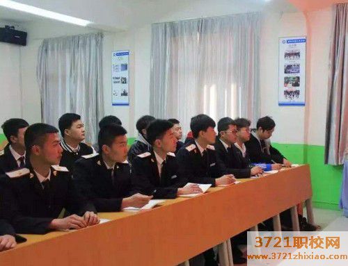 武汉铁路技校招生分数线 