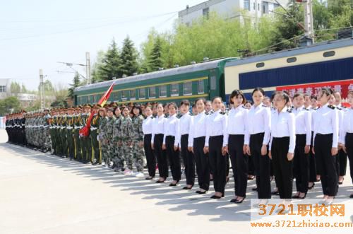 合肥初中想读高铁乘务专业，哪个学校好