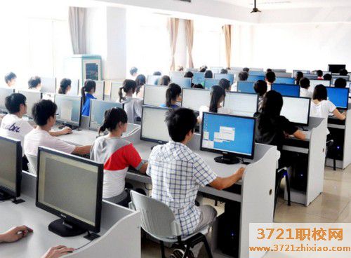 武汉学广告设计的学校