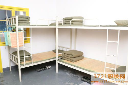 长沙银河中等职业学校宿舍条件