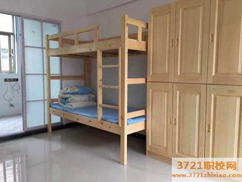 长沙市蓝天科技中等职业学校宿舍条件