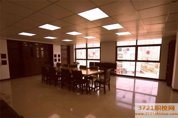 【长沙技术学校】湖南国医职业技术学校的招生电话和联系方式