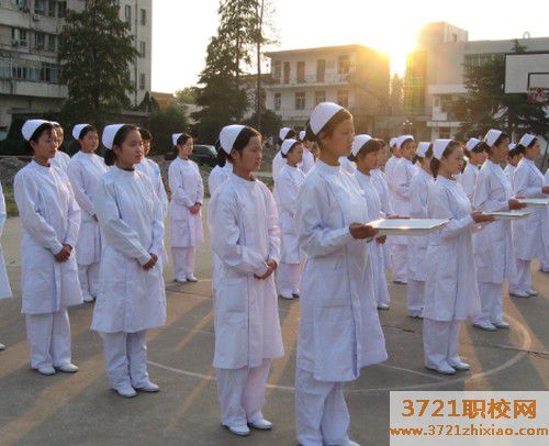 武汉卫校专业及课程有哪些