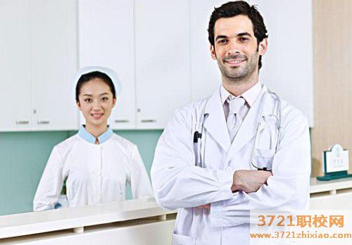 【武汉卫校】武汉卫校一年学费和生活费要多少