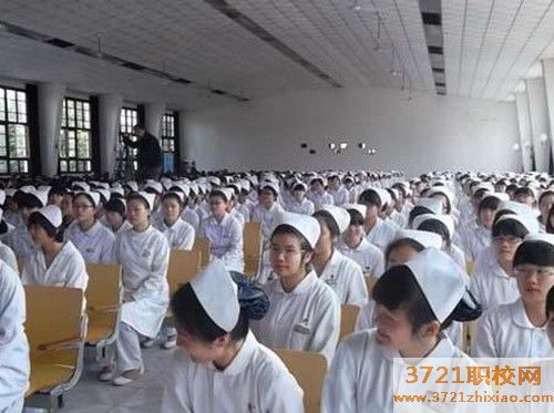 武汉女生读卫校好吗?好就业吗