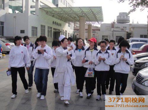 武汉哪个卫校的专业比较好