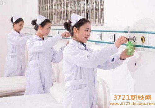 【武汉护理学校】武汉护理专业一年学费多少钱