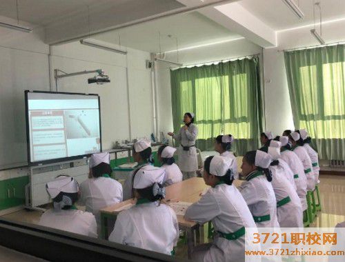 武汉哪些中专学校有护理专业