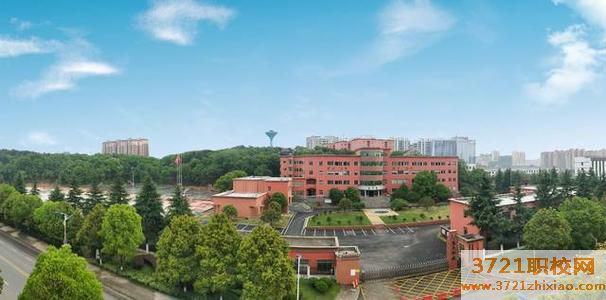 长沙康明中等职业学校都有哪些专业