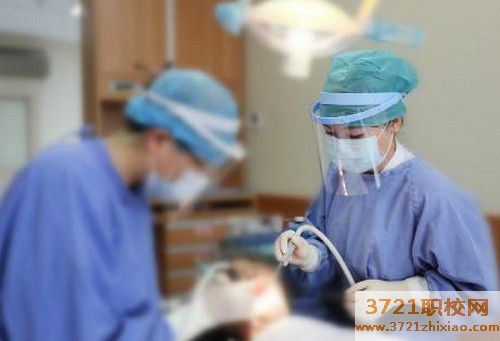 武汉口腔专业就业形势及前景好不好