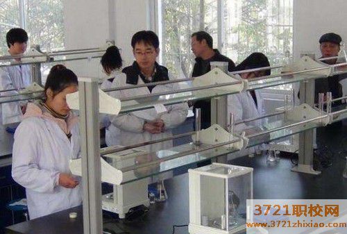 武汉医学检验专业学制是多久？是几年   