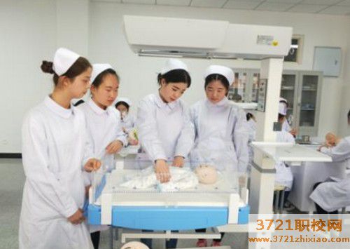 武汉什么助产专业学校好