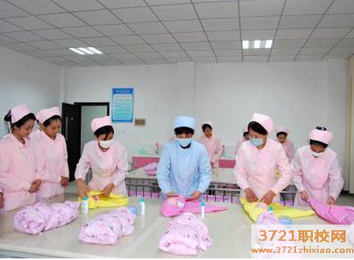 武汉比较好的助产专业中专学校