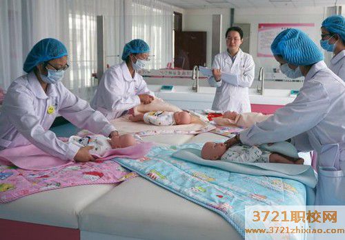 武汉助产专业学制是多久？是几年