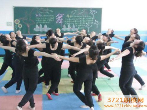 武汉哪些职业学校有幼师班