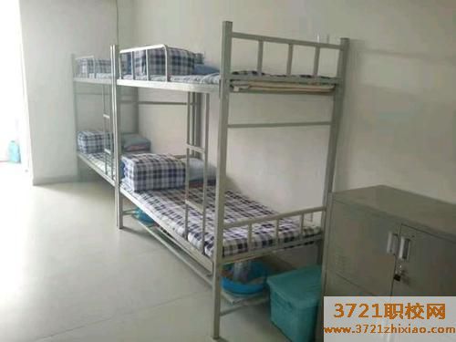 长沙县职业中专学校宿舍条件