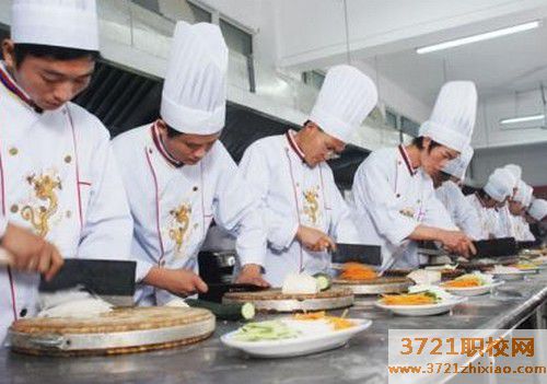 武汉哪个厨师学校好