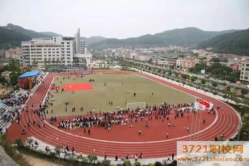 广东省城市建设技师学院学费及收费标准