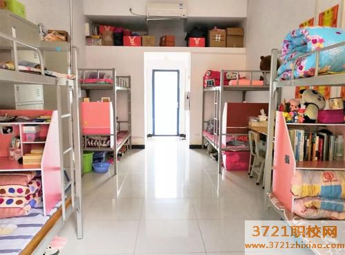 【广州电子商务学校】广东省电子商务技师学院的宿舍条件和食堂情况