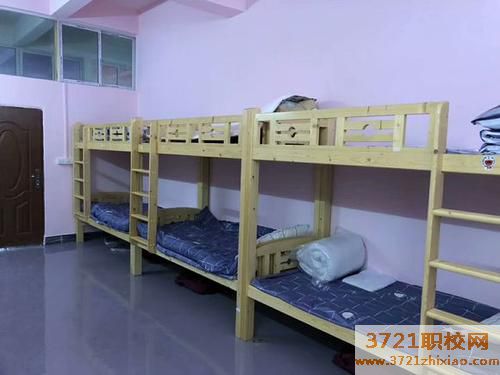 【广州技校】广东新城技工学校的宿舍条件和食堂情况