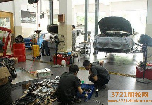 【长沙汽修学校】长沙学汽修哪家好，长沙学汽修哪里好