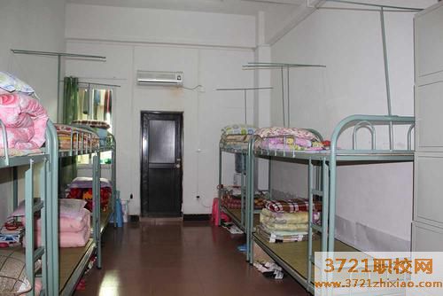 广州市蓝天技工学校宿舍条件