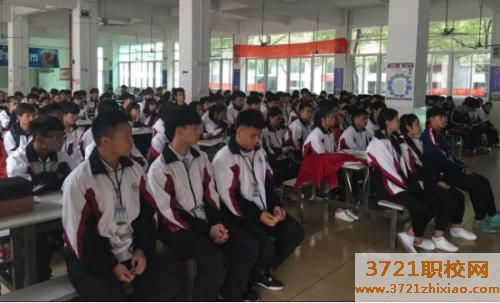 广州市华风技工学校都有哪些专业