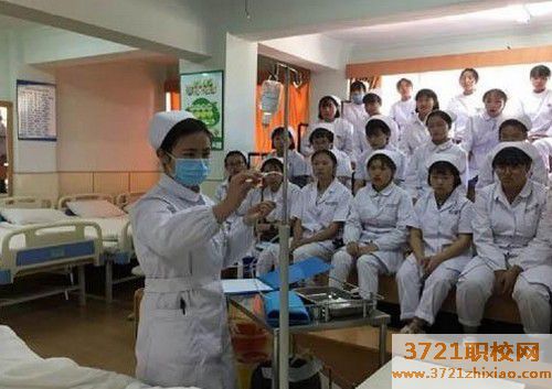 长沙护理专业就业形势及前景好不好