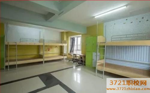 广东岭南现代技师学院宿舍条件